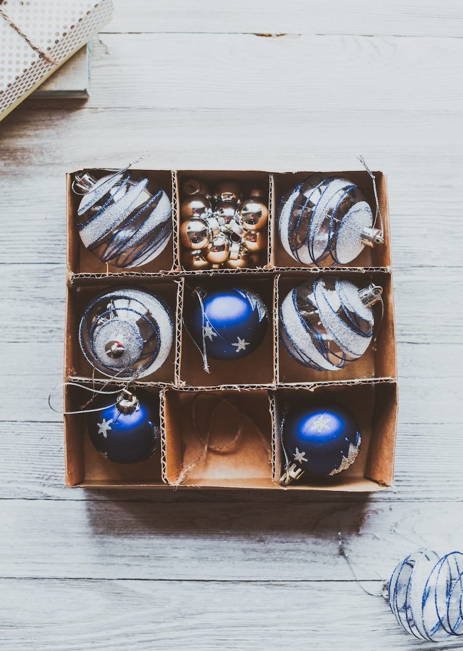 holiday decoration storage, baubles in box