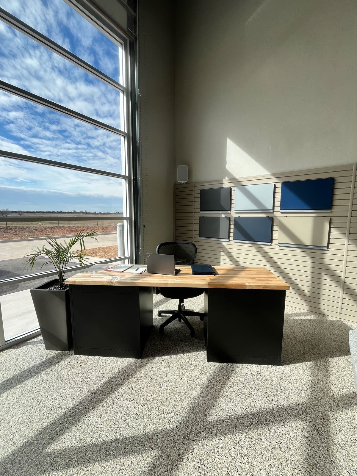 Oklahoma Showroom Reception - Garage Living