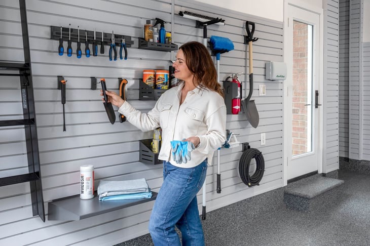 Spring Garage Makeover: Tips for Decluttering and Organizing